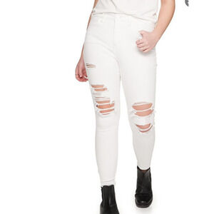 SO Super High Rise Curvy Jegging Distressed Sz 9 / 29W